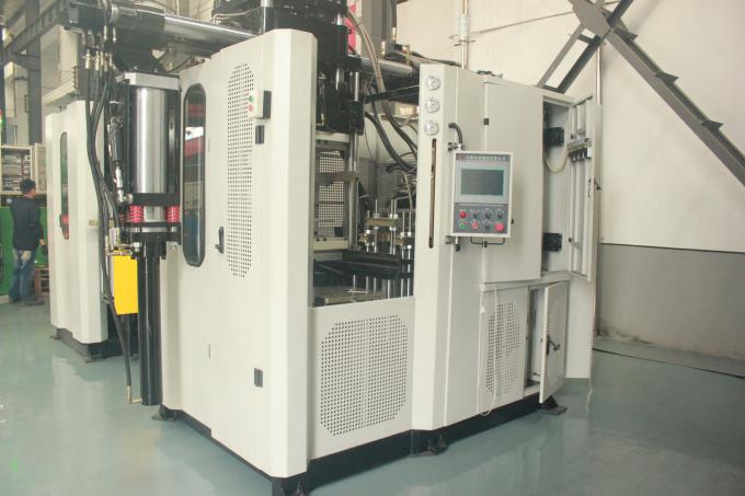 这台机器水平注射的硅酮产品是硅酮和动物的润滑剂