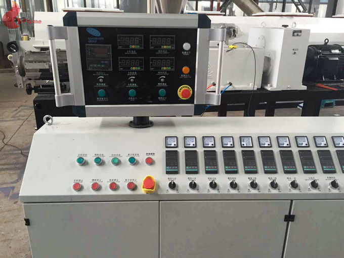 机器en plastique à deux hélices d'extrudeuse