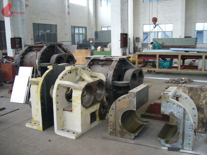1500kg / h 400kw合金磨损环160L内部搅拌机薄油润滑系统