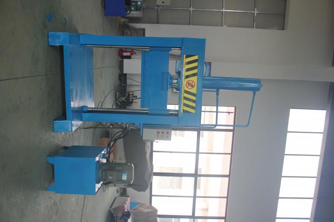 产品描述:Enige het Afgietselmachine van de Blad rubber injection met hydraulic controlsystem