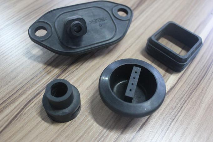 电路spécifique de vulcanisation d'huile d'écoulement de pression propre à une machine de 'ouverture du moule 4RT