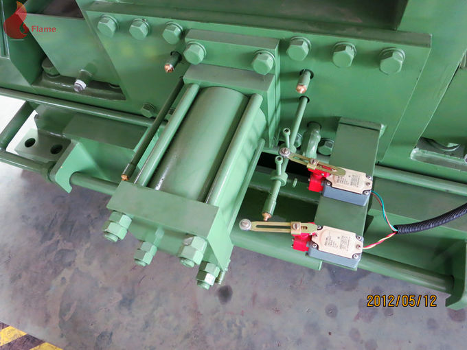 Mélangeur interne 100L de Banbury de porte de baisse de contrôleur de PLC de MOTEUR de SIEMENS pour la塑化