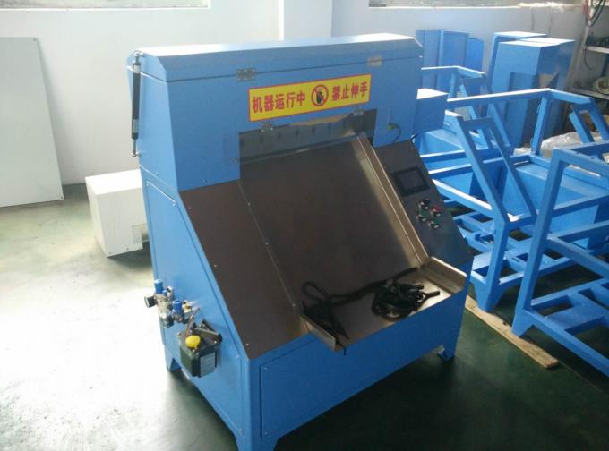 정밀数控실도리콘절단기,실리콘사출성형기계단하나칼