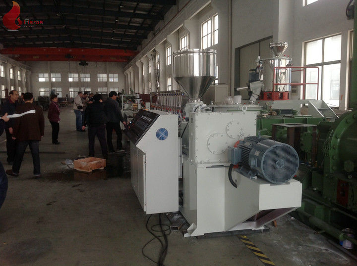 单螺杆/双螺杆挤出木塑线宽门板