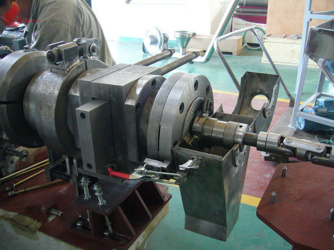 뜨거운절단플라스틱작은알모양으로하기기계/합금강철쌍둥이나사플라스틱압출기PVC