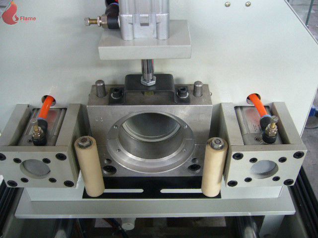 안정되어있는성과HDPE관밀어남선/플라스틱관밀어남기계