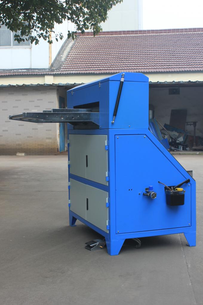 Máquina de corte do silicone CNC da precisão, faca da máquina da modelação por injeção do silicone única